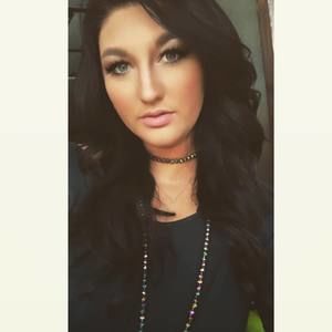 Meet your Posher, Alyson